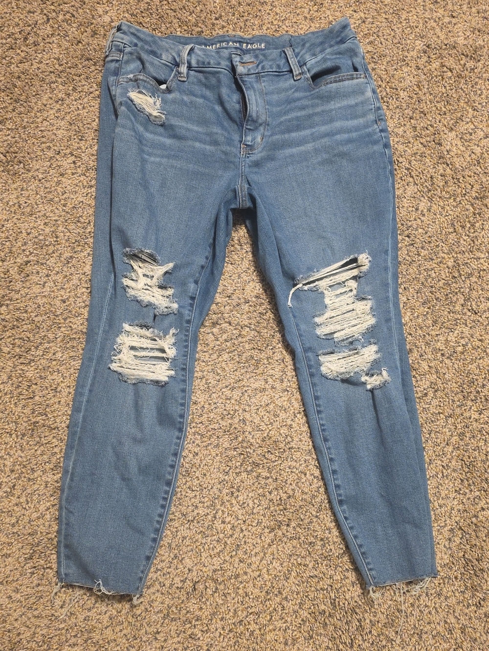 American Eagle Outfitters Women's Ripped Medium Blue Skinny Jeans